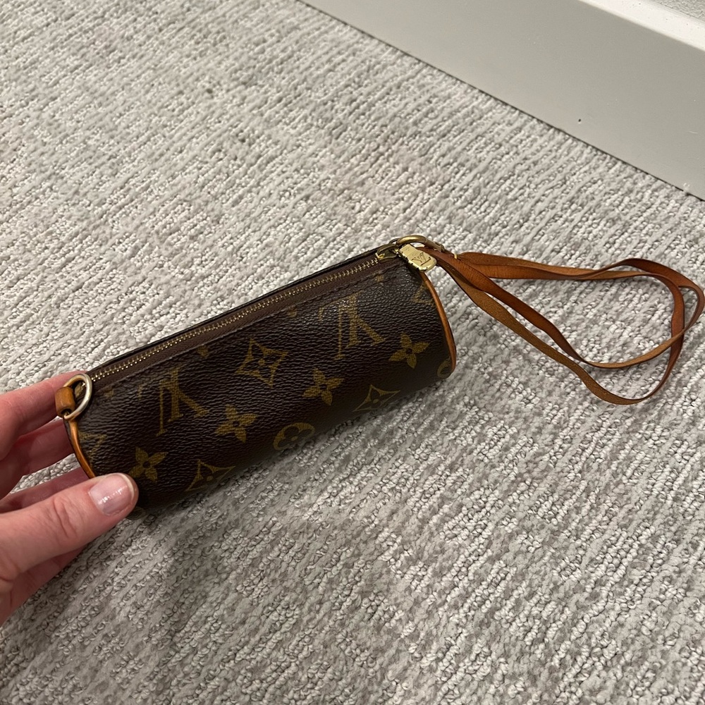 Louis Vuitton nano Papillon